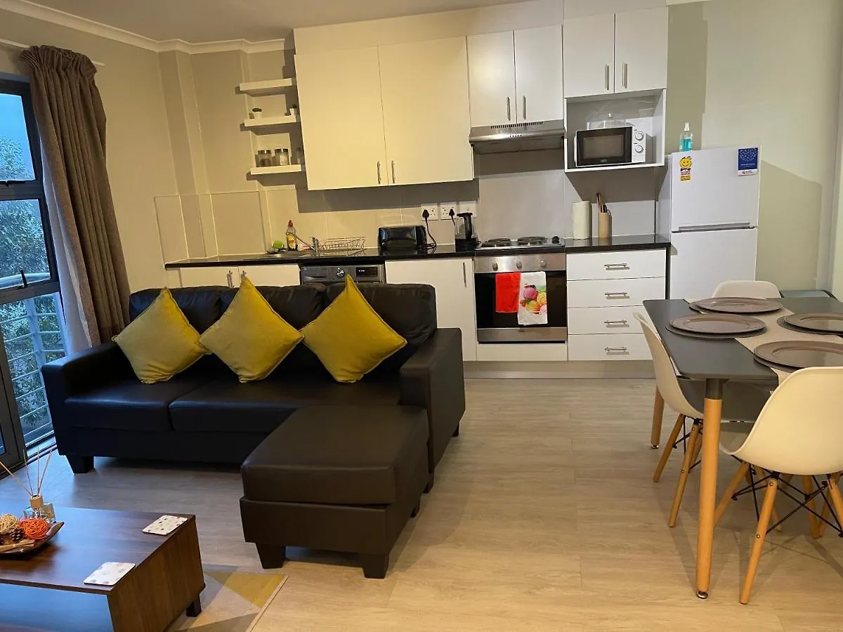 Tana'S Crib Apartment Cape Town