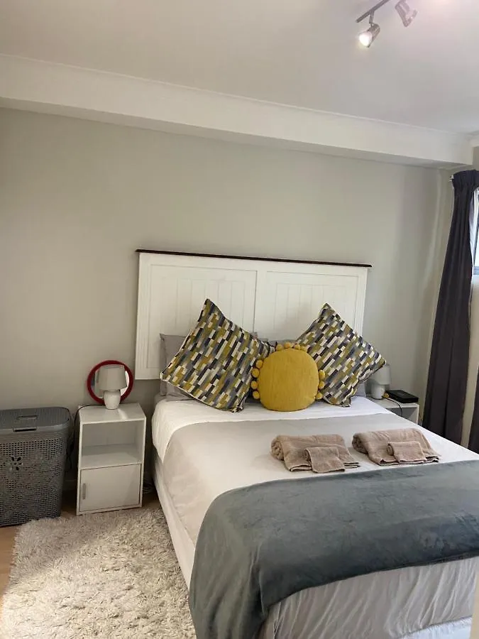 Tana'S Crib Apartment Cape Town